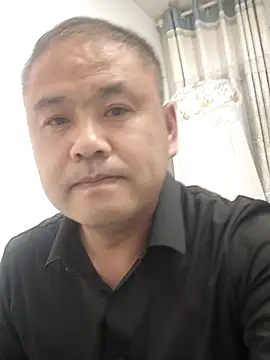 wanggang880903 online show from April 26, 2026, 3:10 pm