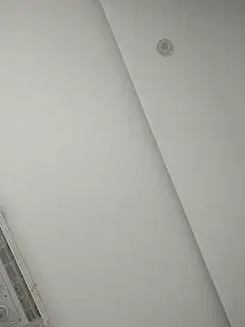 wanggang880903 online show from April 27, 2026, 3:37 am