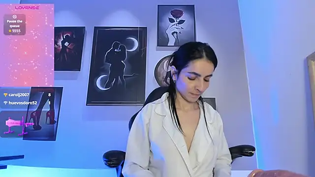 Snapshot of Samantha_Velle chatting on June 26, 2026, 9:03 am Samantha Velle online show from June 26, 2026, 9:03 am