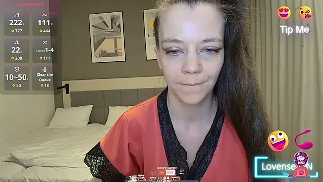 Snapshot of Yana-XX chatting on May 2, 2026, 12:21 pm Yana-XX online show from May 2, 2026, 12:21 pm