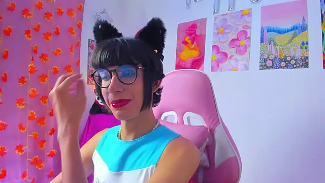 Madeline 21 online show from March 26, 2026, 5:13 am