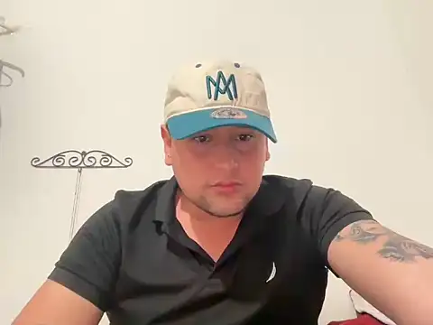 Snapshot of Oscar6867 chatting on February 27, 2026, 7:19 am Oscar6867 online show from February 27, 2026, 7:19 am