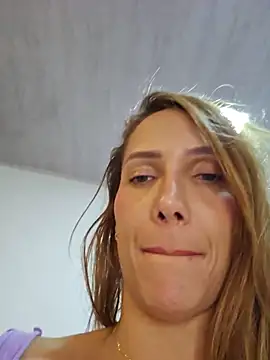 Snapshot of candy-xxx chatting on June 11, 2026, 2:53 am candy-xxx online show from June 11, 2026, 2:53 am
