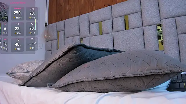 Snapshot of camilaa_smith_ chatting on March 12, 2026, 7:31 pm camilaa smith online show from March 12, 2026, 7:31 pm