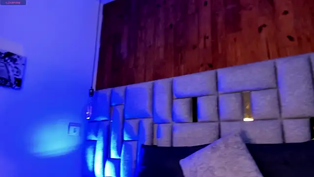 Snapshot of camilaa_smith_ chatting on April 9, 2026, 8:03 pm camilaa smith online show from April 9, 2026, 8:03 pm