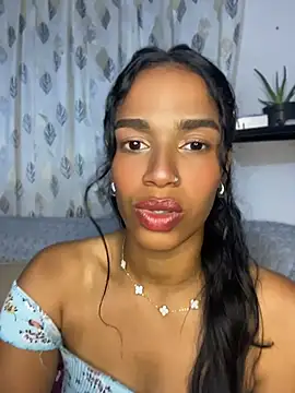 FlorSalvaje  online show from July 13, 2026, 12:13 am