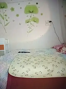 Meow cute online show from May 27, 2026, 3:42 pm
