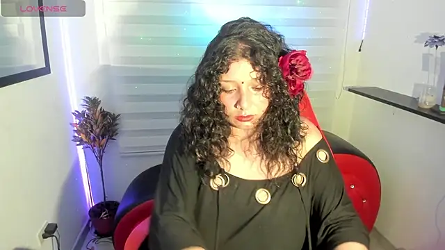 Snapshot of Agatha_Marin chatting on April 5, 2026, 3:47 am Agatha Marin online show from April 5, 2026, 3:47 am