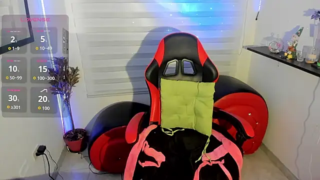 Snapshot of Agatha_Marin chatting on April 8, 2026, 11:16 pm Agatha Marin online show from April 8, 2026, 11:16 pm