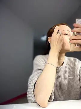 Snapshot of SadieSink_ chatting on April 5, 2026, 9:39 am SadieSink online show from April 5, 2026, 9:39 am