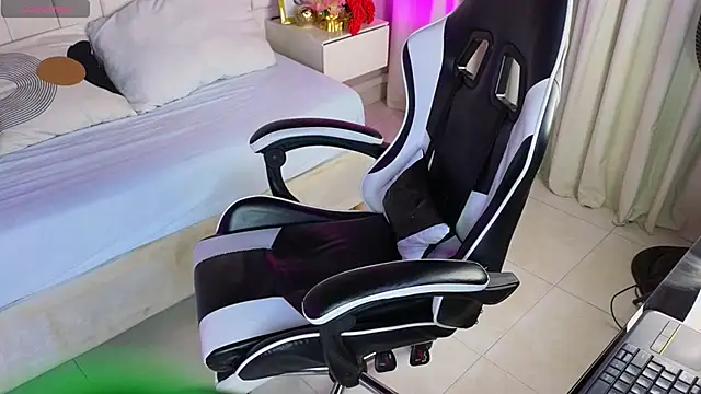 Snapshot of Tommy_valverde chatting on March 11, 2026, 6:25 pm Tommy valverde online show from March 11, 2026, 6:25 pm