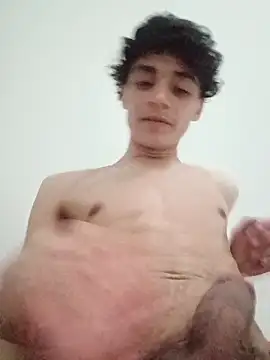 --hot-boy-- online show from April 23, 2026, 3:08 am