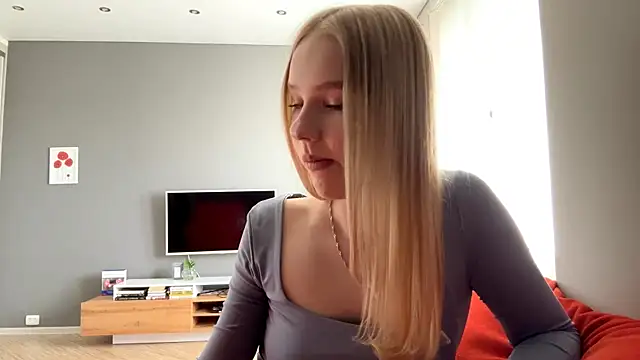 Snapshot of RimyPlaza chatting on April 14, 2026, 4:51 am RimyPlaza online show from April 14, 2026, 4:51 am