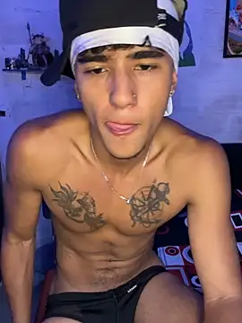 Snapshot of billi_adamzz chatting on March 23, 2026, 10:47 pm billi adamzz online show from March 23, 2026, 10:47 pm