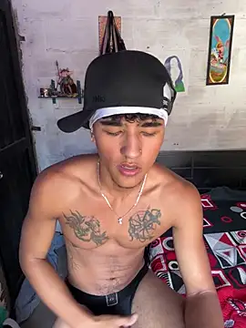 Snapshot of billi_adamzz chatting on March 25, 2026, 8:26 pm billi adamzz online show from March 25, 2026, 8:26 pm