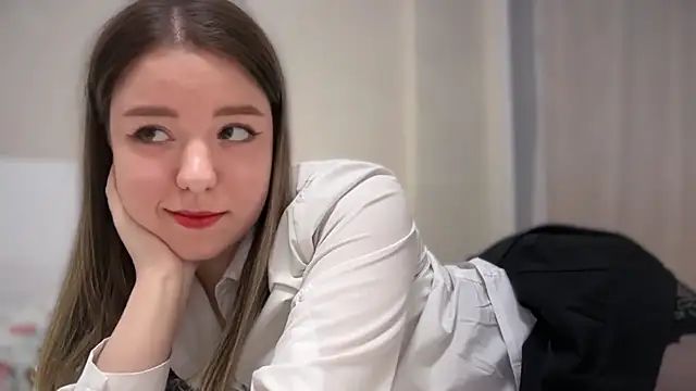 Snapshot of SmoggyWeek chatting on March 1, 2026, 11:45 am SmoggyWeek online show from March 1, 2026, 11:45 am