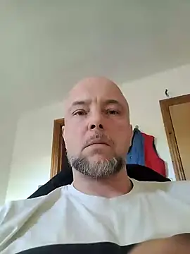 HornyDaddyMuscle online show from May 11, 2026, 1:50 pm