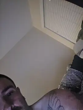 Snapshot of Biggbaddwulf7 chatting on March 6, 2026, 1:07 pm Biggbaddwulf7 online show from March 6, 2026, 1:07 pm