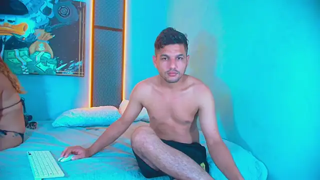 Snapshot of Hornyshow1 chatting on March 25, 2026, 11:49 am Hornyshow1 online show from March 25, 2026, 11:49 am