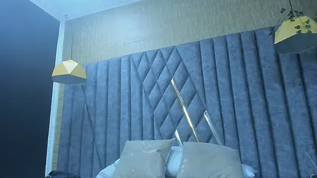 Snapshot of AbbyLoius chatting on March 25, 2026, 7:42 pm AbbyLoius online show from March 25, 2026, 7:42 pm