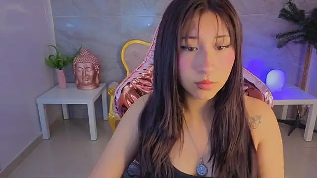 Snapshot of moraa_s chatting on March 13, 2026, 3:24 am moraa s online show from March 13, 2026, 3:24 am