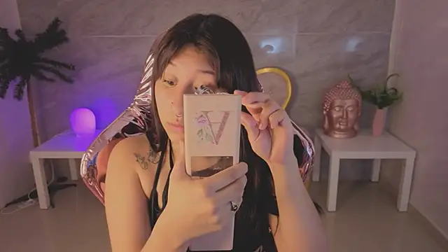 Snapshot of moraa_s chatting on April 9, 2026, 8:03 pm moraa s online show from April 9, 2026, 8:03 pm