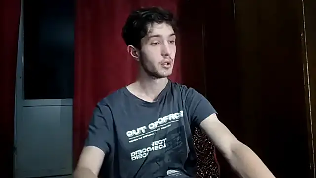 Snapshot of _ZaneX chatting on July 15, 2026, 7:19 pm ZaneX online show from July 15, 2026, 7:19 pm