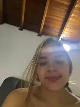 Snapshot of Sara__sweett chatting on March 12, 2026, 6:52 am Sara sweett online show from March 12, 2026, 6:52 am