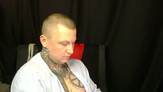 devilWithTats online show from August 3, 2026, 4:33 pm