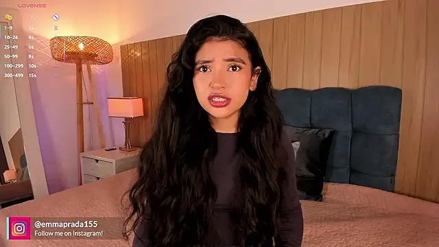 Snapshot of missprada_ chatting on March 4, 2026, 12:00 pm missprada online show from March 4, 2026, 12:00 pm