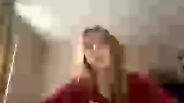 Snapshot of LeomaJee chatting on April 9, 2026, 12:10 pm LeomaJee online show from April 9, 2026, 12:10 pm