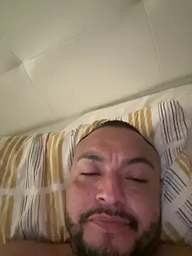 alexandeerr1986 online show from July 24, 2026, 3:21 pm