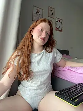 gingerlatte online show from May 12, 2026, 9:06 am