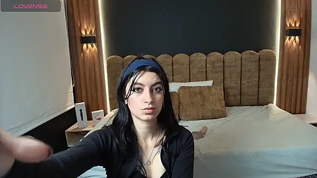 AmbarLee  online show from March 10, 2026, 11:59 am