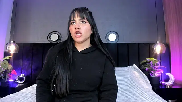 alejandra  garcia online show from March 18, 2026, 3:31 am