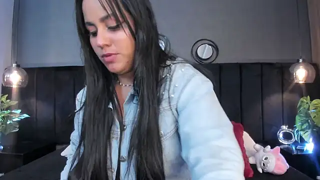 Snapshot of alejandra__garcia chatting on May 13, 2026, 3:26 am alejandra garcia online show from May 13, 2026, 3:26 am