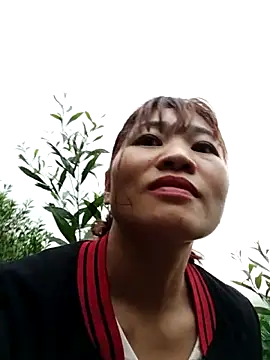 Snapshot of Lilinn_ chatting on March 1, 2026, 11:51 pm Lilinn online show from March 1, 2026, 11:51 pm