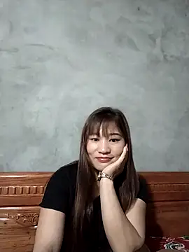 Snapshot of Lilinn_ chatting on March 13, 2026, 11:11 pm Lilinn online show from March 13, 2026, 11:11 pm