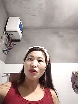 Snapshot of Lilinn_ chatting on March 17, 2026, 10:46 pm Lilinn online show from March 17, 2026, 10:46 pm