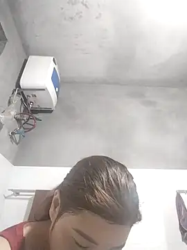 Snapshot of Lilinn_ chatting on March 25, 2026, 11:00 pm Lilinn online show from March 25, 2026, 11:00 pm