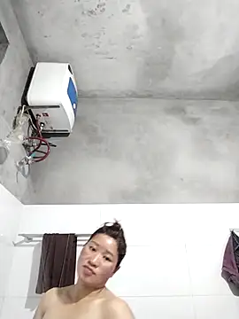 Snapshot of Lilinn_ chatting on April 3, 2026, 11:41 am Lilinn online show from April 3, 2026, 11:41 am