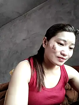 Snapshot of Lilinn_ chatting on April 6, 2026, 4:46 am Lilinn online show from April 6, 2026, 4:46 am