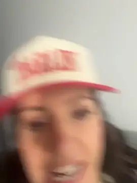 Snapshot of hollyharmd chatting on March 2, 2026, 3:41 am hollyharmd online show from March 2, 2026, 3:41 am