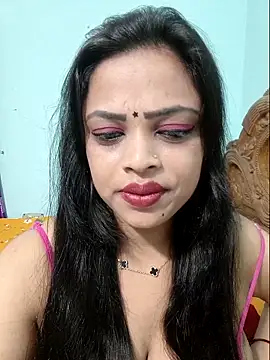 Beauty-3 online show from May 5, 2026, 10:29 pm