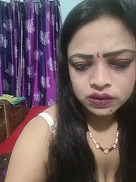 Beauty-3 online show from May 21, 2026, 11:45 pm