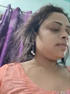 Beauty-3 online show from July 17, 2026, 3:02 am