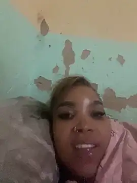 friendlybitch22 online show from April 11, 2026, 2:38 am