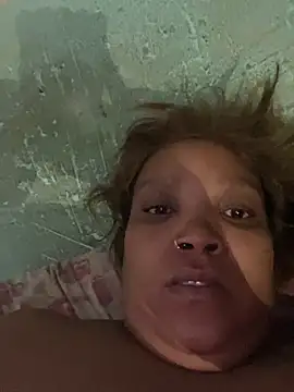 friendlybitch22 online show from April 14, 2026, 4:51 am