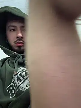 haytiene1 online show from February 28, 2026, 1:01 pm