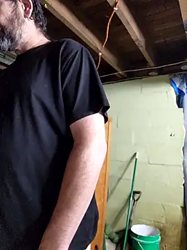 ultimateBWC online show from April 25, 2026, 9:45 am